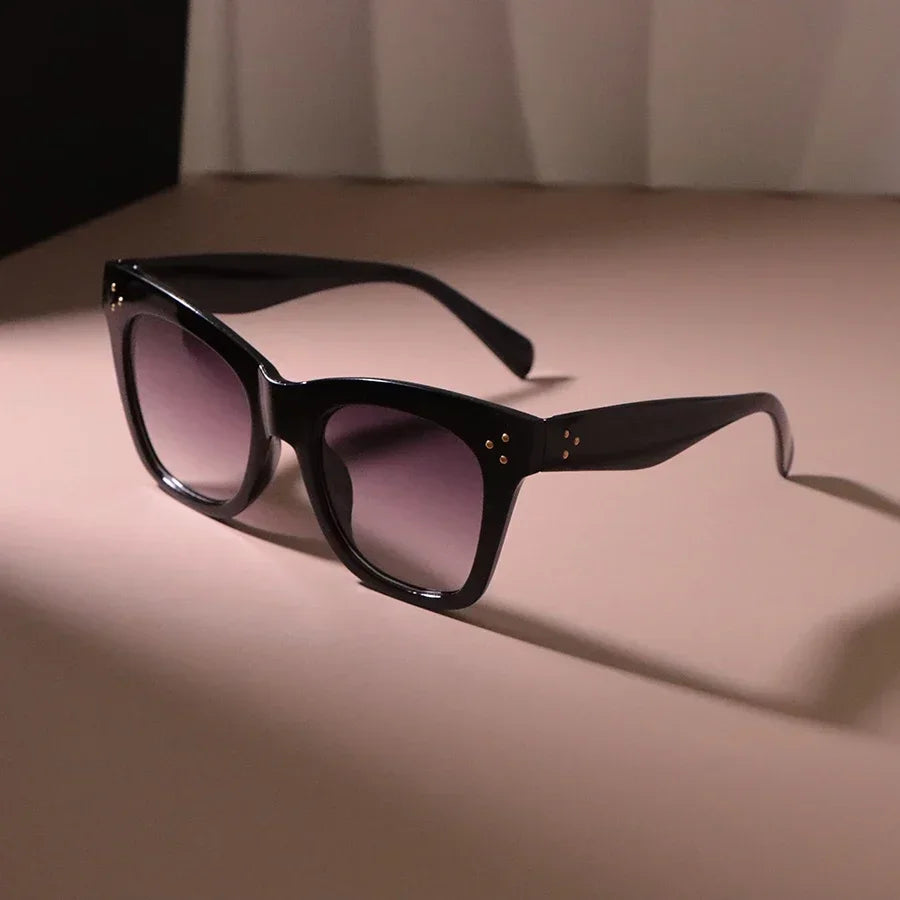 Fashion Square Retro Sunglasses Women Men Vintage Eyewear