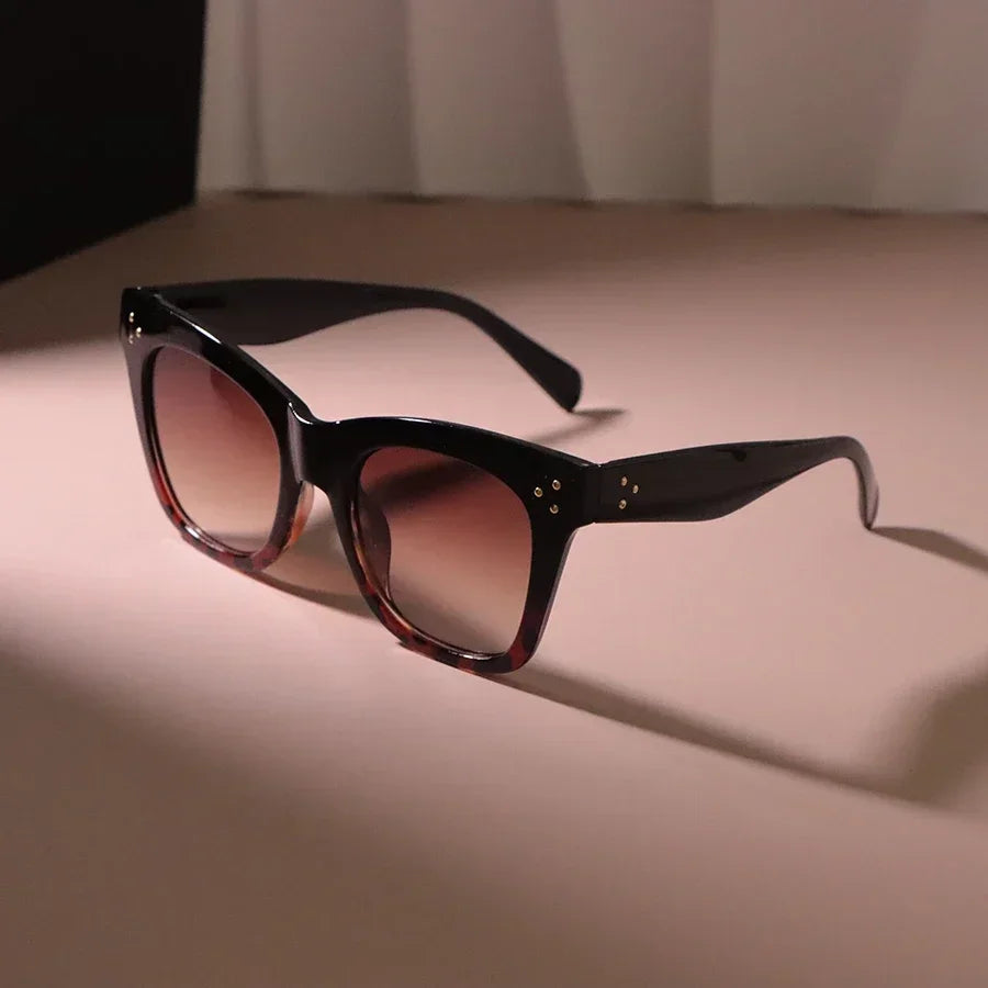 Fashion Square Retro Sunglasses Women Men Vintage Eyewear