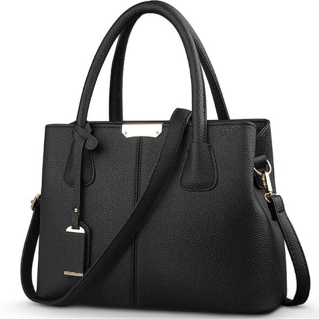 Polka Dot Designer Tote Bag Leather Handbag Large Capacity Womens Single  Shoulder Crossbody Bag Metal V Logo Fashion Black Handbags Classic Purse  27CM From Bagshop_1689, $61.04